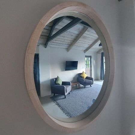 Lakeside Mountain Loft Bagian luar foto
